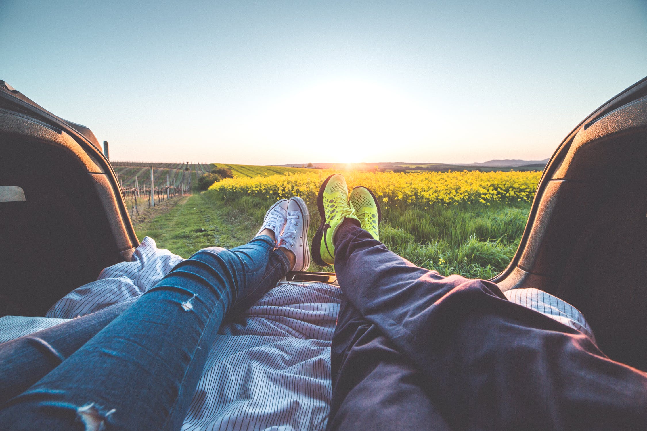 5 Ways to Meditate During Holiday Travel